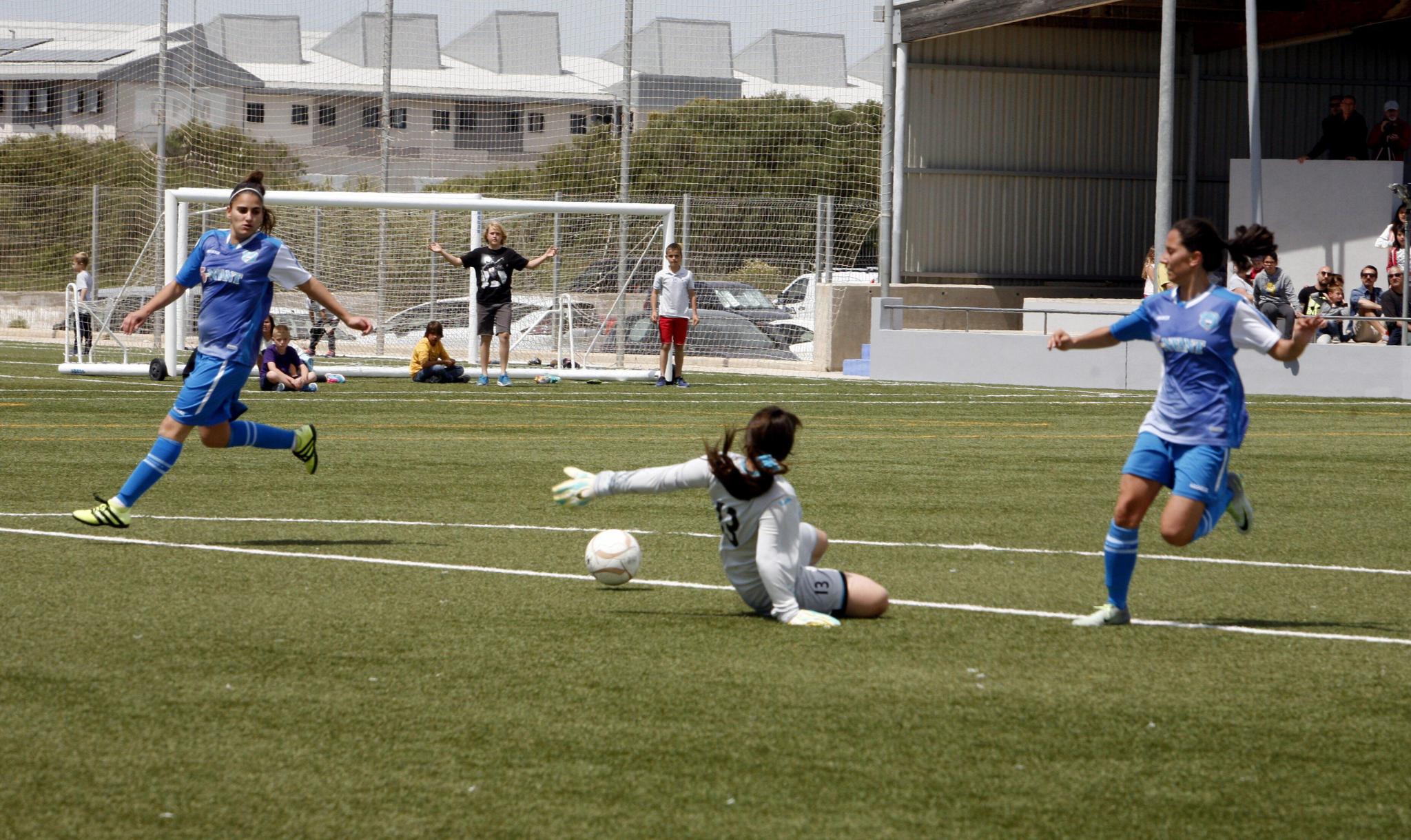 Fotogaler A Ascenso A Segunda Divisi N Del Sporting De Mah N Femenino